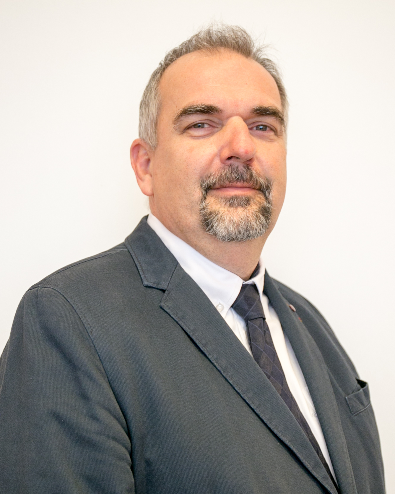 Dr. Darabos Gábor