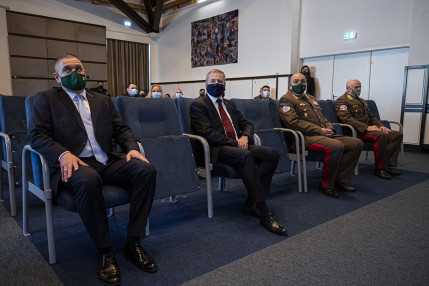 MH EK parancsnok kinevezése KLAC5860