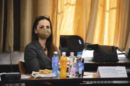 605d84e84dc44258142549