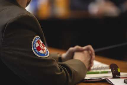 605d84e735113551300426