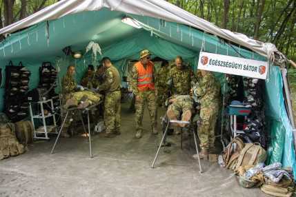 MH_EK_5DD_Szakharc-21