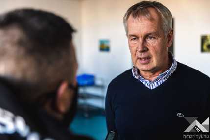 Megyunk_Tovabb_Elore_Alapitvany_agyat_adomanyoz_a_Honvedkorhaznak_20211217_02 copy