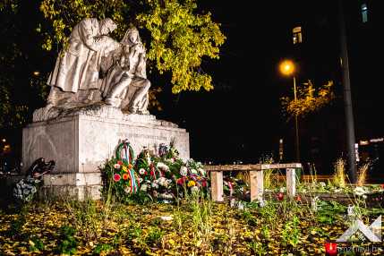 636561eef137a879347835