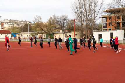 20230330-Alakulatfutas