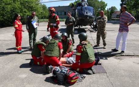 682307a292b75785528243