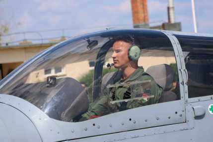 68237acc86e5d397556834