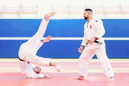 687650a3975e9169681705