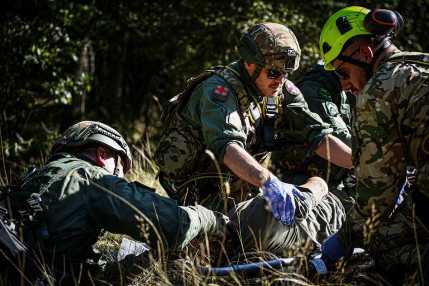 544883122_1355624283236106_5038141587900965546_n