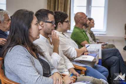 68cb90287bd57382877940