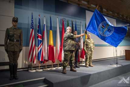 68f8ee348cb32089702994